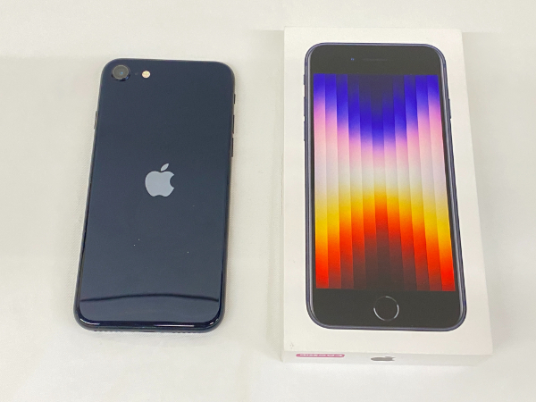★70-70 Apple アップル iPhoneSE 第3世代 MMYC3J/A 64GB ミッドナイト SIMフリー バッテリー最大容量85％