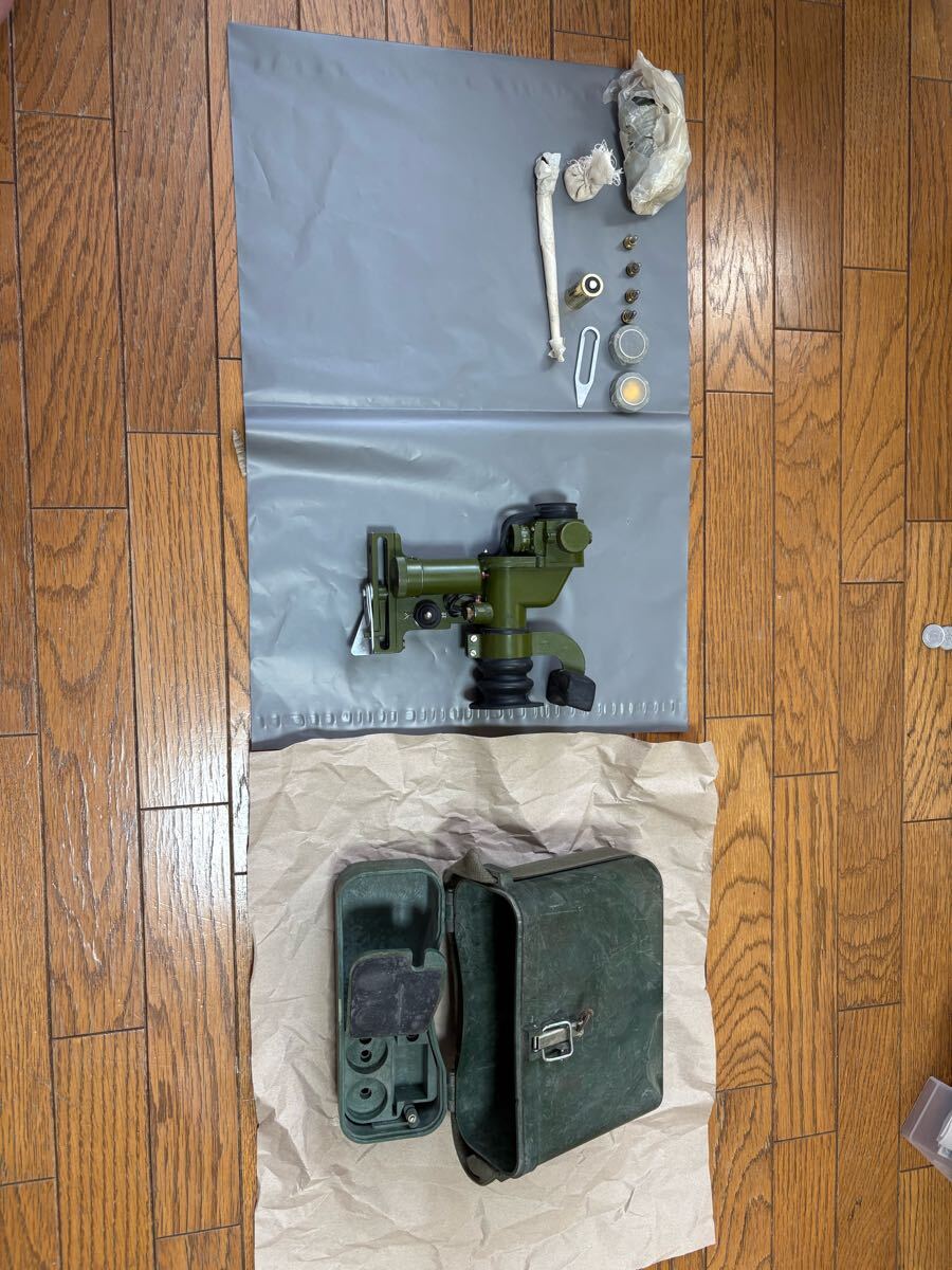 セール実物69式 RPG-7スコープ照準器中国人民解放軍通電OKスコープ曇り無し 実物 69式 RPG-7 ロケットランチャー用 スコープ 照準器 中国