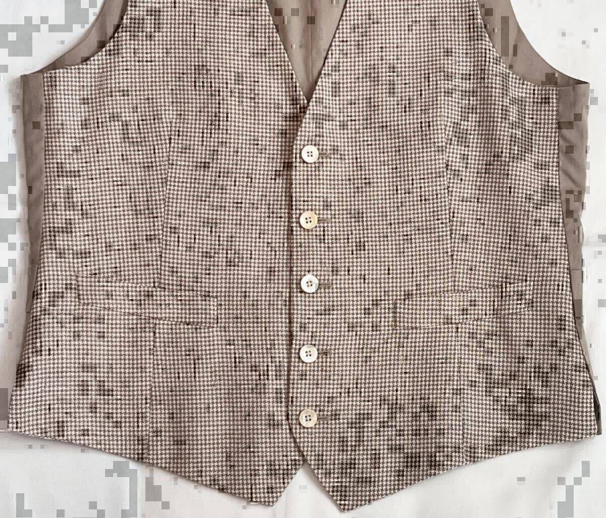 LARDINI ベスト サイズ46 美品 イタリア製 状態良好 LARDINI 近年モデル ラルディーニ サイズ 46 S〜M ジレ