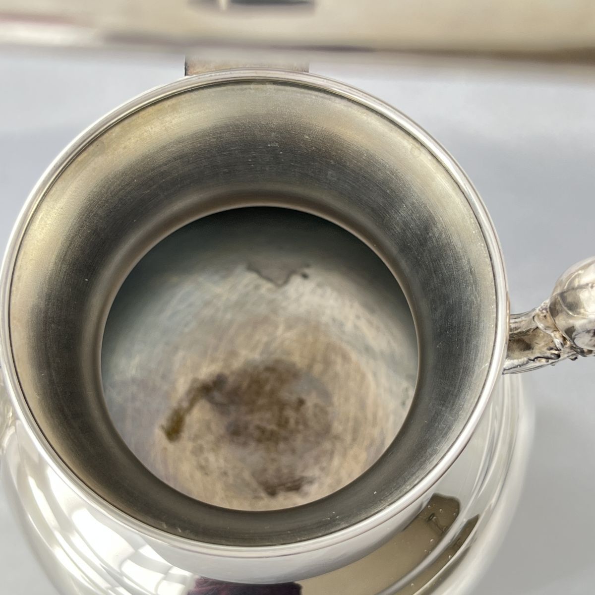 FB Rogers】ビクトリアンのティーケトル スタンド / バナー