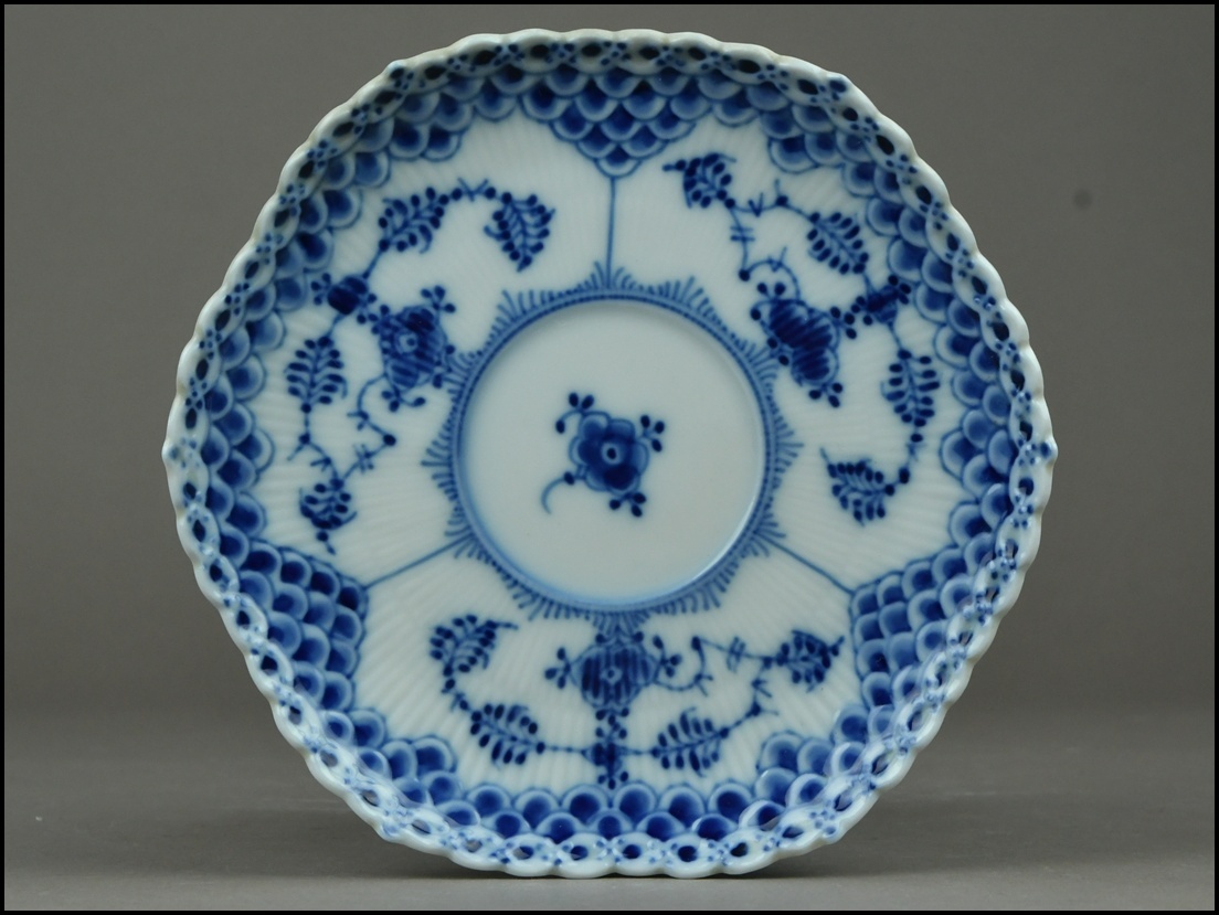 【ACT】ロイヤルコペンハーゲン【ROYAL COPENHAGEN】ブルーフルーテッド フルレース カップ＆ソーサー ティーカップ ① A7-710Y_画像9