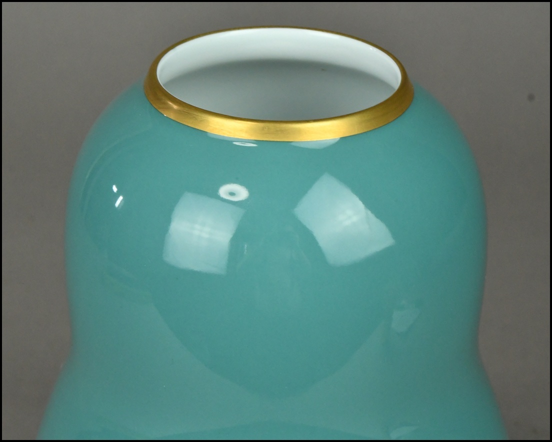 【ACT】有田焼【深川製磁】金彩 緑地 花瓶 飾壷 美術品 高さ21.2cm A7-717R_画像6