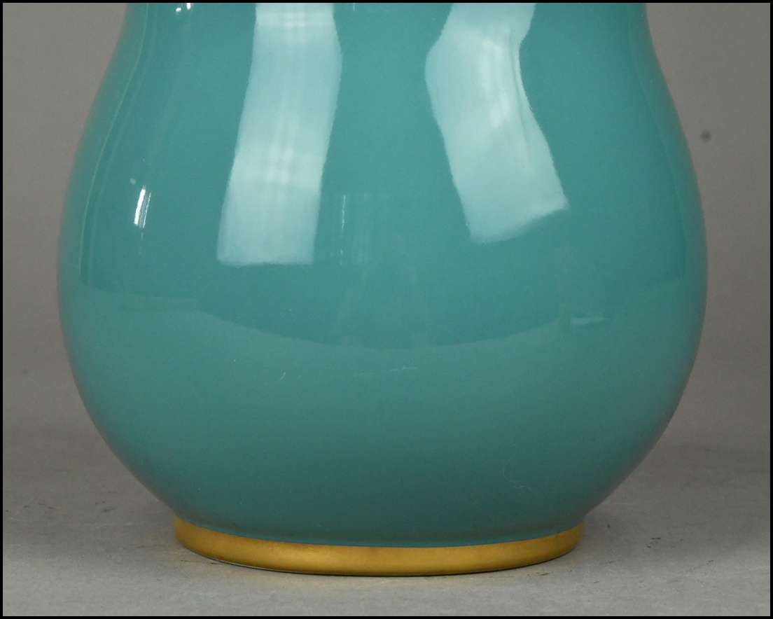 【ACT】有田焼【深川製磁】金彩 緑地 花瓶 飾壷 美術品 高さ21.2cm A7-717R_画像8