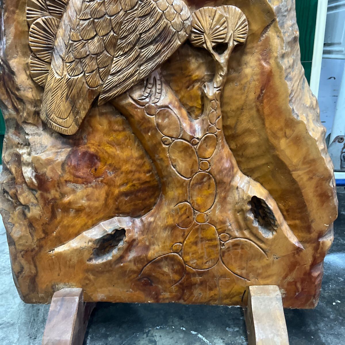 オブジェ 置物 衝立　鷹　 天然木 木彫_画像3