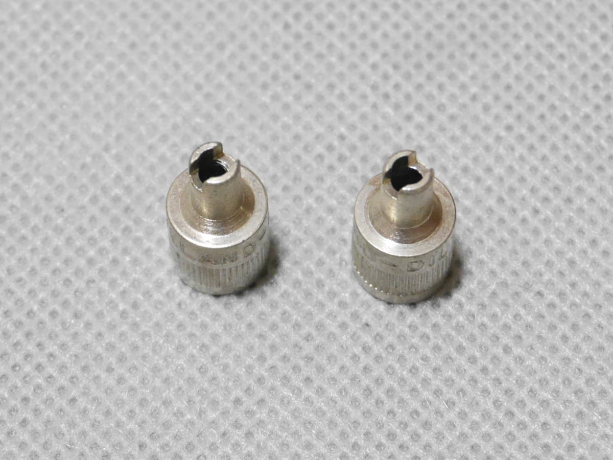 NOS DILL CLEVELAND 刻印 ビンテージ ブラス バルブキャップ 2個 デッドストック 純正 タイヤ チューブ ハーレー ナックル トライアンフ SRの画像2