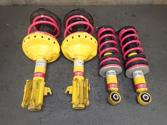 BL5 レガシィB4 2.0GT SpecB TUNED BY STI　純正リアブレーキバックプレート　左右セット　ブレンボｂｒｅｎｂｏ レガシィＢ４型式：TA-BL5（スバル）のクルマカタログ｜中古車の