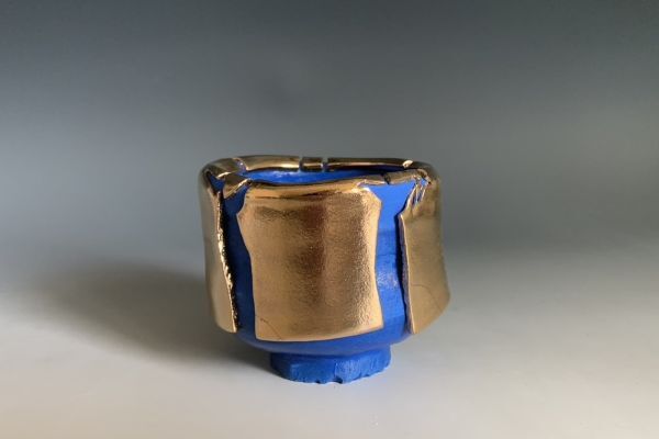 桑田卓郎 メタル ゴールド ブルー ぐい呑 Takuro Kuwata 桑田卓郎 青 金彩 盃 ぐい呑 酒器(陶磁一般