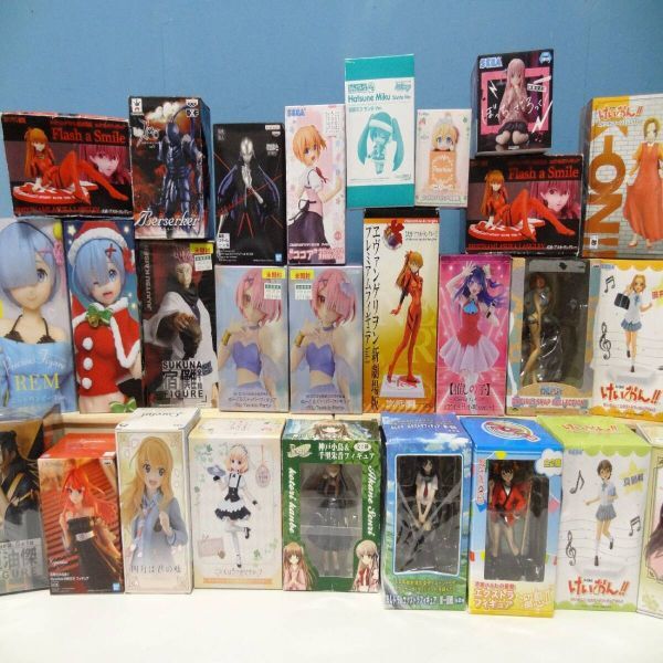 アニメ、ゲーム美少女系フィギュア 箱いっぱい詰め合わせ 40点以上 お買い得 アニメ フィギュア 27体 箱付き 大量 未開封含む 美少女 リゼロ