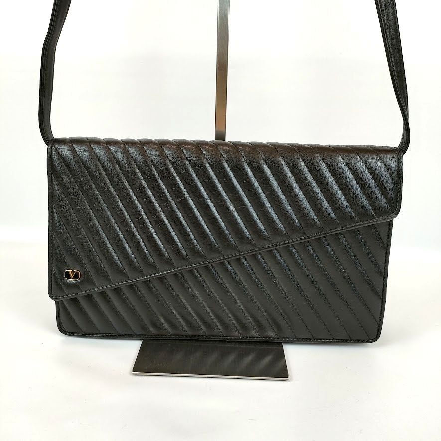 超美品VALENTINOGARAVANIクラッチバッグ ハンドバッグ 良品 VALENTINO GARAVANI ヴァレンティノ ガラヴァーニ