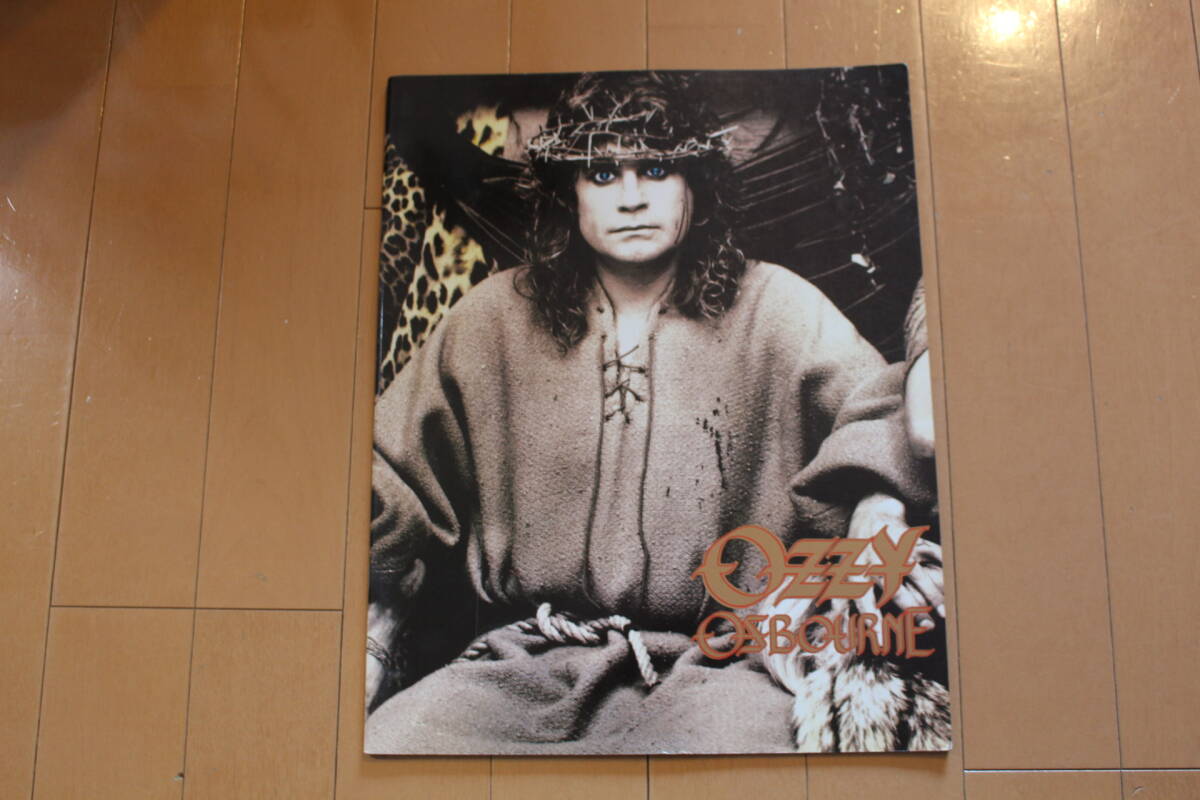 オジー・オズボーン 日本公演 パンフレット 1989 レア物 OZZY OSBOURNE ツアーパンフレットNo Rest for the