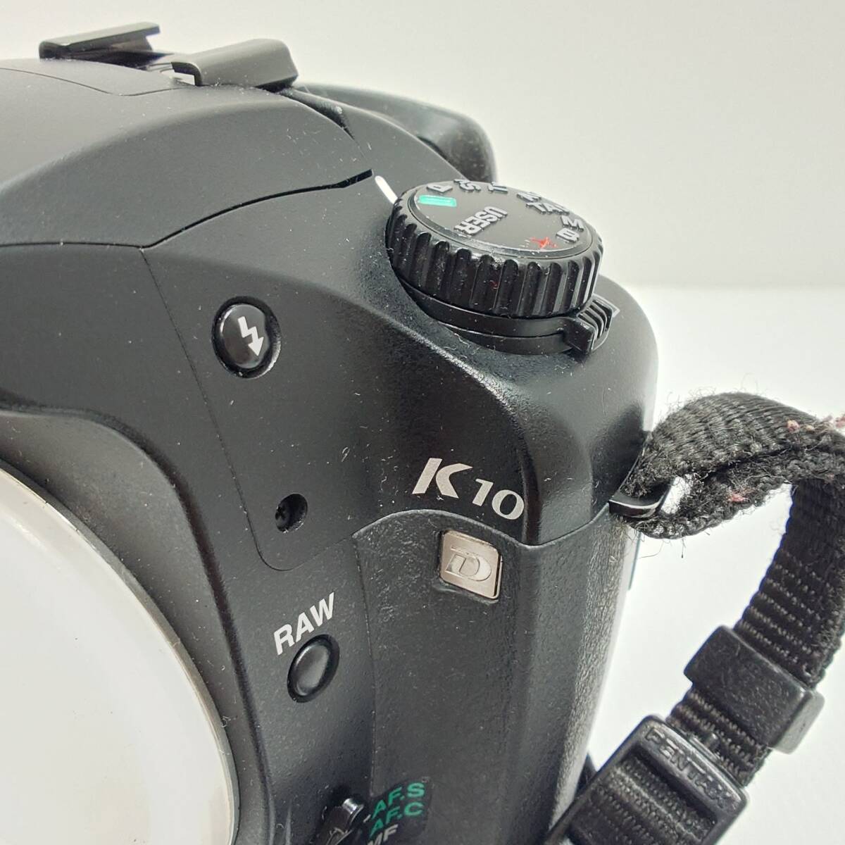 PENTAX K10D バッテリーグリップ D-BG2付き デジタル一眼レフ カメラ