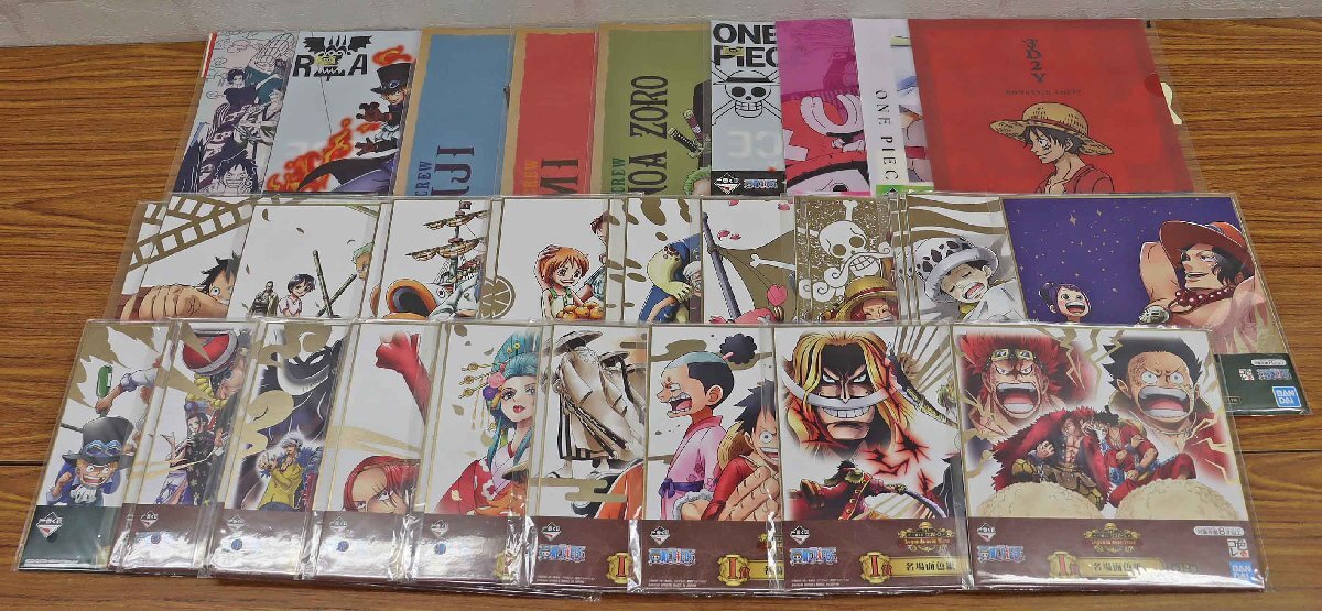 アニメキャラクターグッズまとめ売り 115枚ドラゴンボール ワンピース ヒロアカ アニメキャラクターグッズまとめ売り 115枚ドラゴンボール