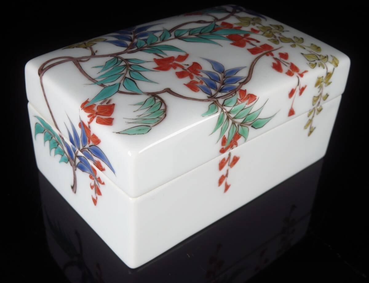 430『色絵 紅白花 鉢 箱付き』春岱　/美術品 骨董 古美術 アンティーク 430『色絵 紅白花 鉢 箱付き』春岱 /美術品 骨董 古美術 アンティーク
