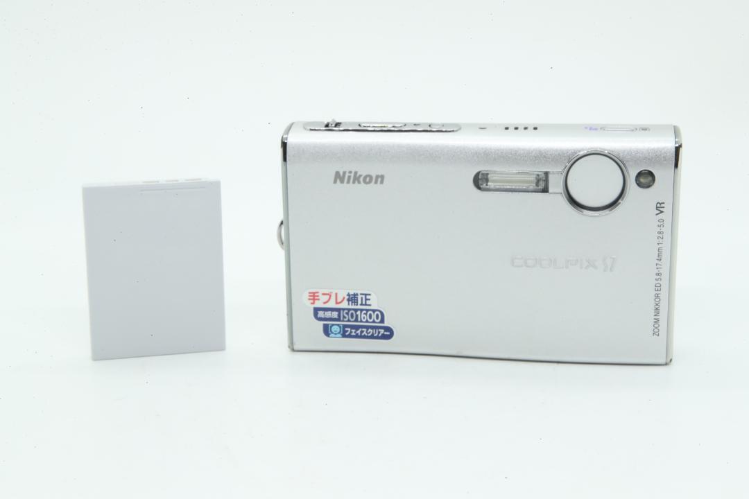 COOLPIX S7