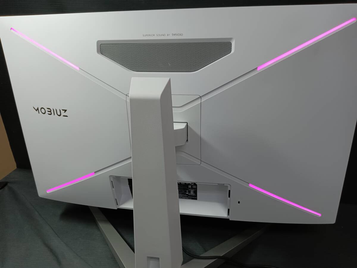 【超美品/ゲーミングモニター/4K】BenQ MOBIUZ EX2710U [27インチ] HDMI/DisplayPort 144Hz対応 液晶モニター_画像4