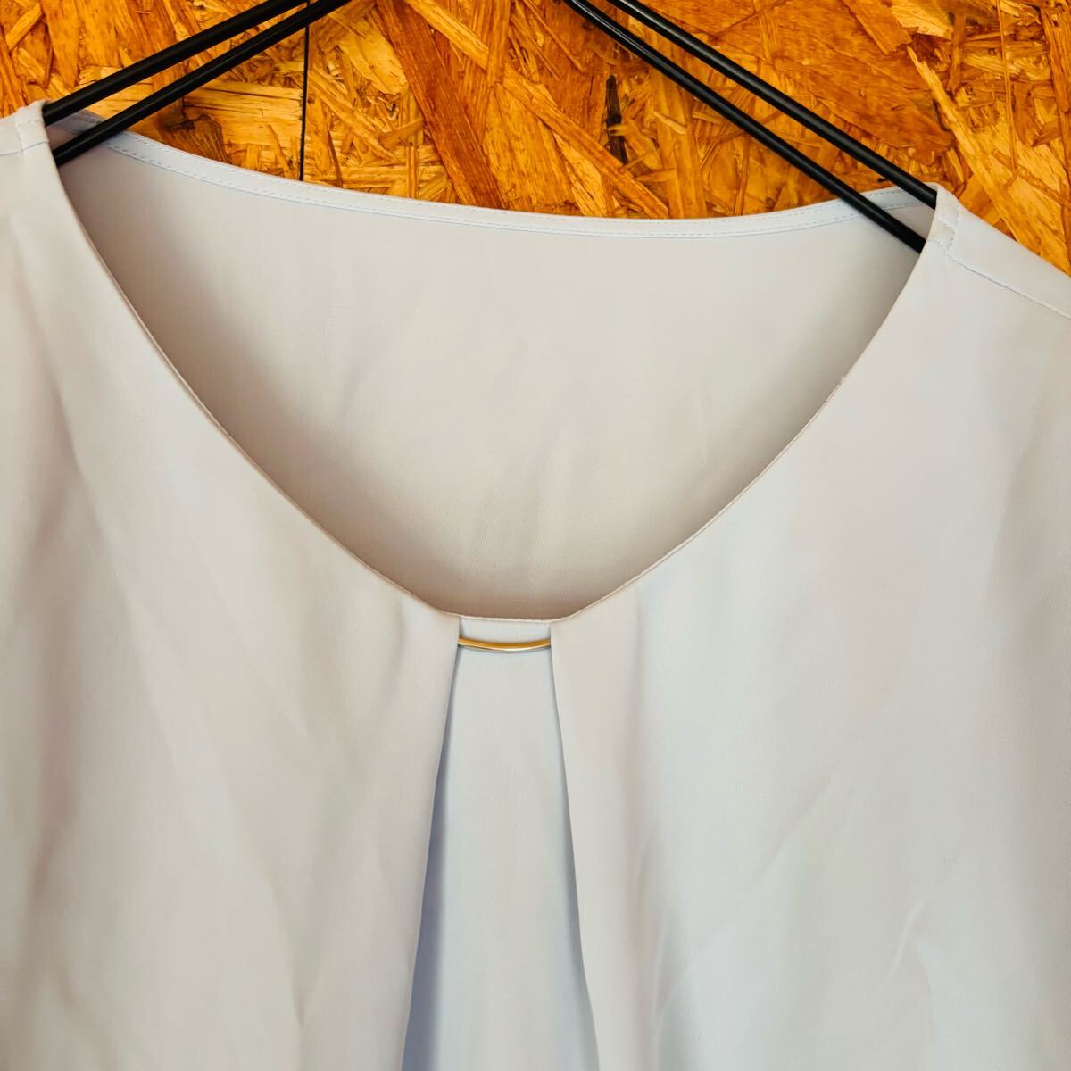 美品　NATURAL BEAUTY BASIC ブラウス 七分袖カットソー　Vネックカットソー　レディース　トップス　4725_画像3