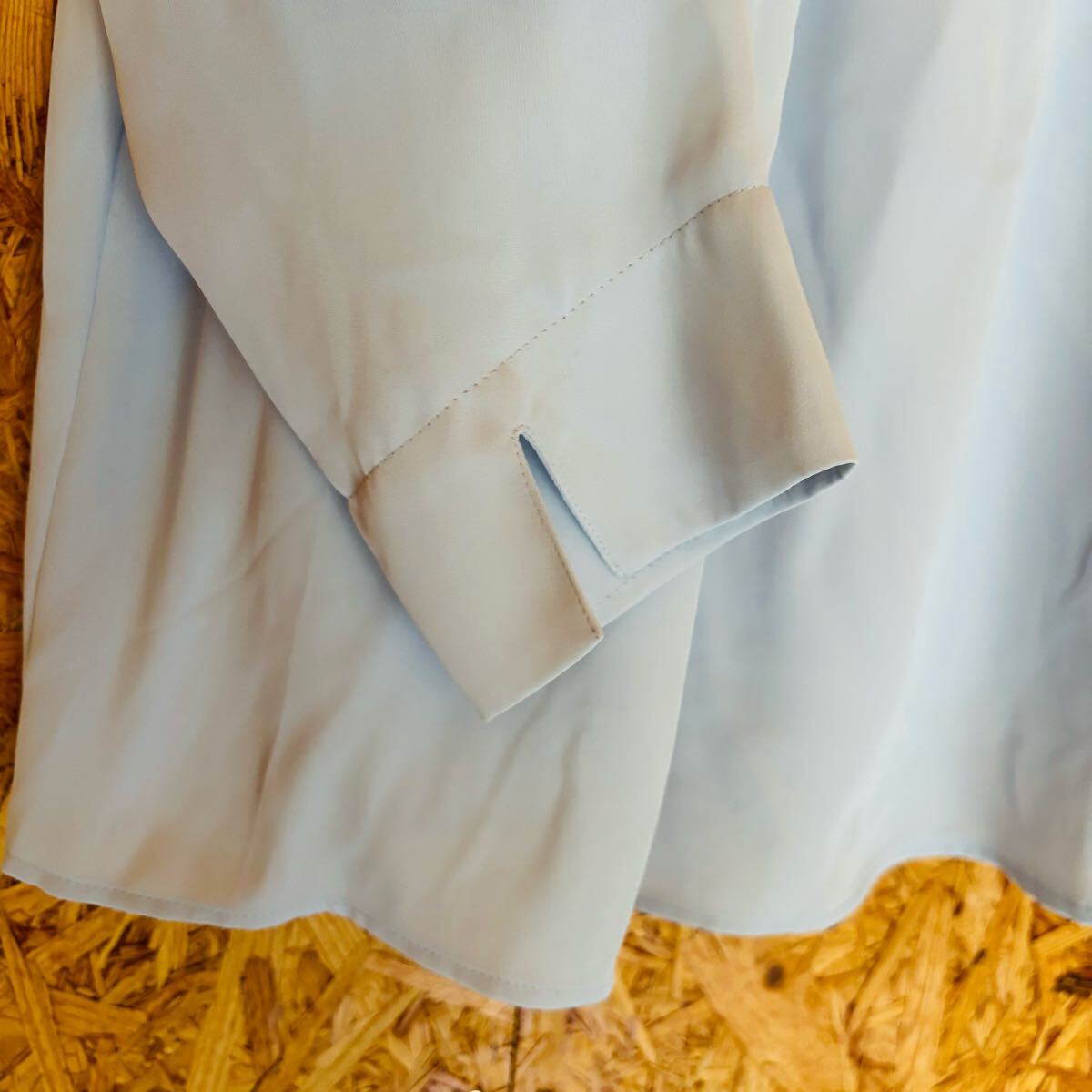 美品　NATURAL BEAUTY BASIC ブラウス 七分袖カットソー　Vネックカットソー　レディース　トップス　4725_画像4