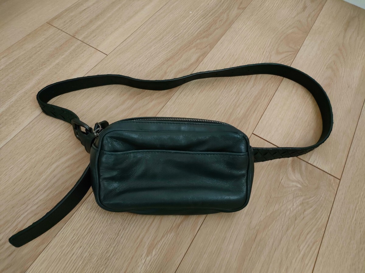 BOTTEGA VENETAボッテガヴェネタレザー×イントレチャート ミニボディバッグ_画像1