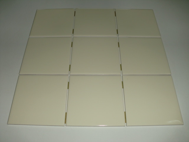 【未使用】【昭和レトロ】薄黄色タイル　10㎝角　45枚　シート5枚分_画像1