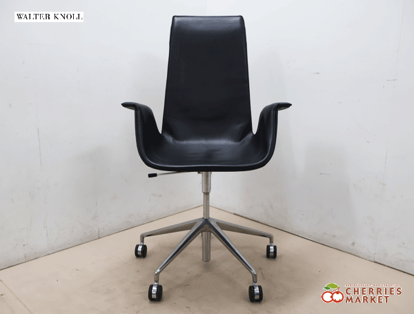 未使用 ウォルターノル タートル 本革 ダイニング アームチェア