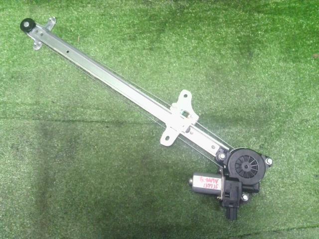 エブリィ HBD-DA17V 左Fドアレギュレーターモーター GD-558RC 83402