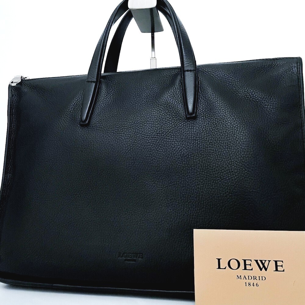 海外限定*LOEWE*A4 ショルダートートバッグ ロゴエンボス入 タン 1円□未使用級□型崩れ無し□最高級ライン□LOEWE ロエベ