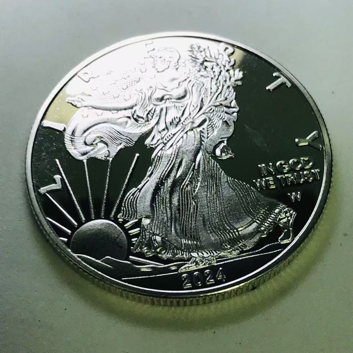 山*海様 1988年 ウィングド・リバティ銀貨 1ドル 山*海様 1988年 ウィングド・リバティ銀貨 1ドル Yahoo