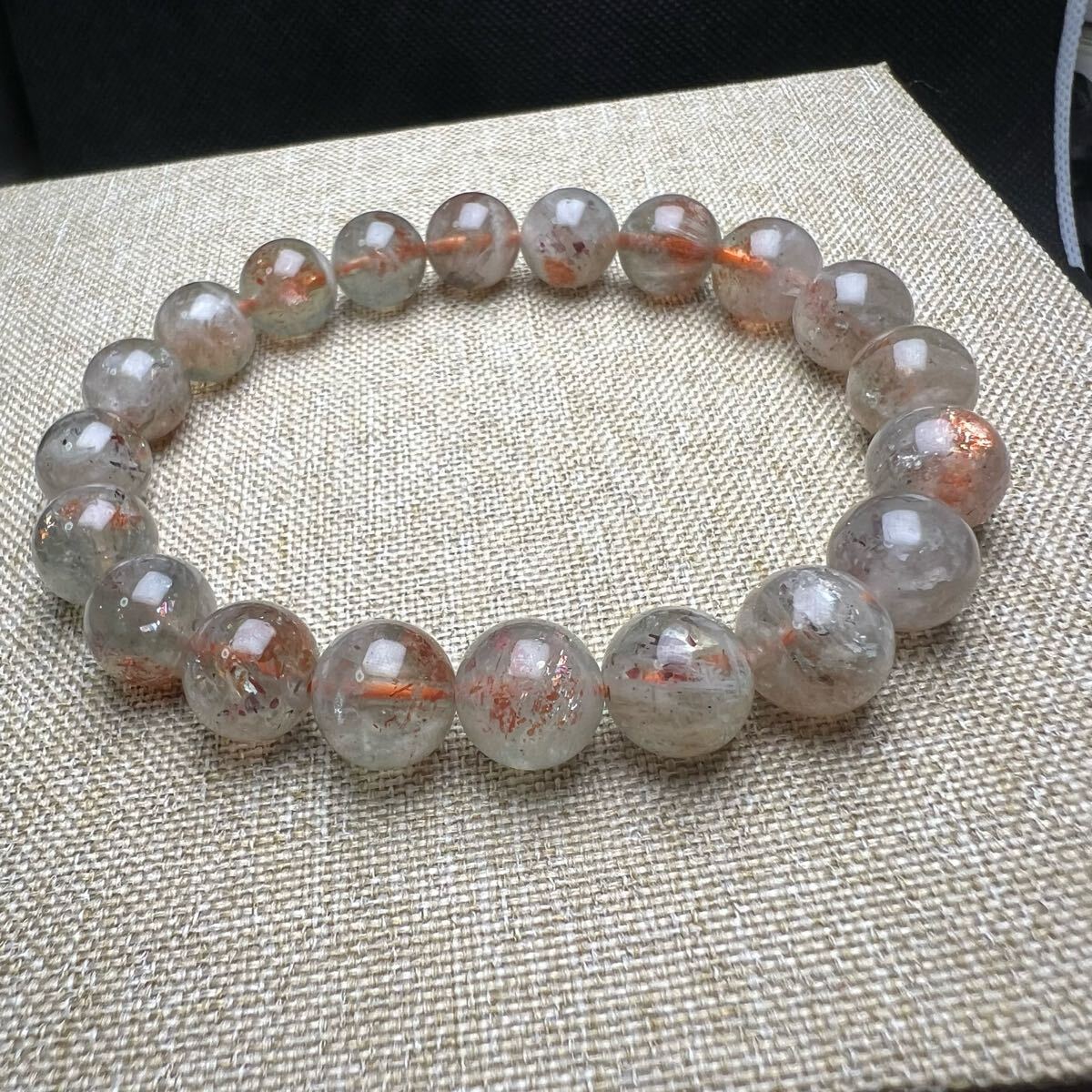 【77203】 サンストーン入りグリーンベリル 10mm ブレスレット 天然石 アルシャサンストーン_画像1