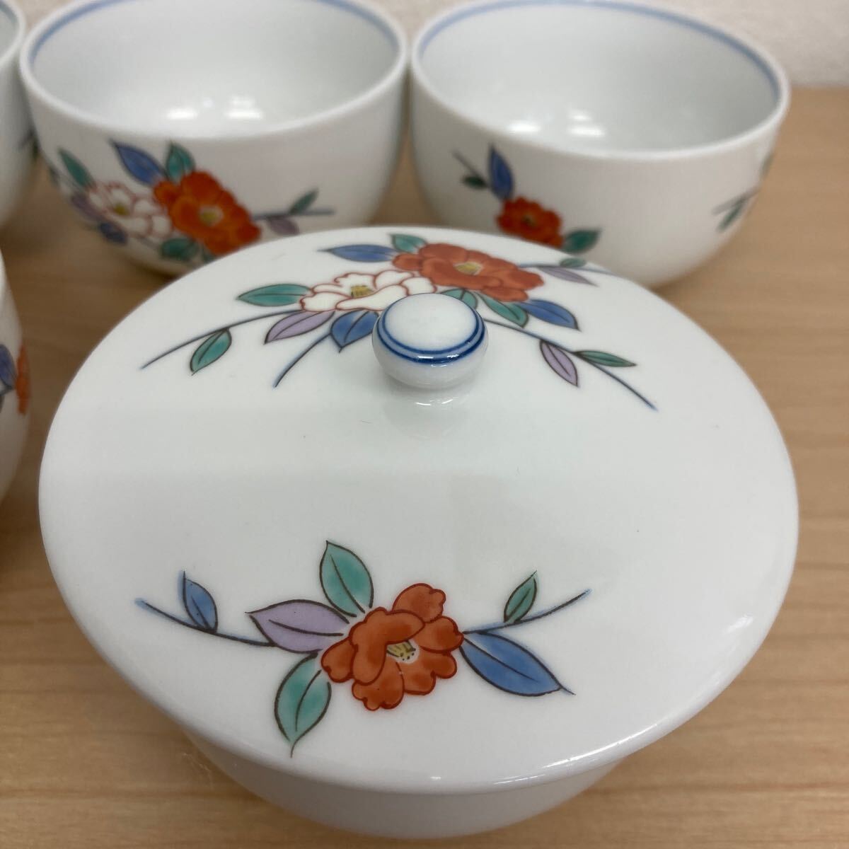 有田焼 哲山 蓋付 湯呑み 陶器 湯呑 茶器 ５客 セット 中古品_画像5