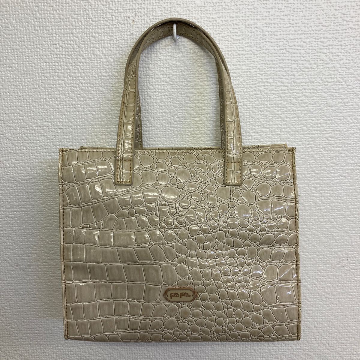 Folli Follie フォリフォリ バッグ ハンドバッグ クロコ型押し ベージュ レディース 中古品_画像1