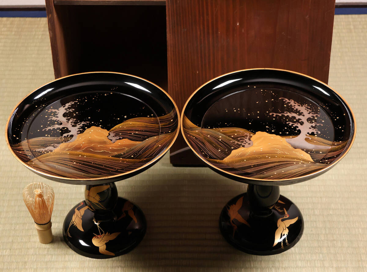 波に鶴 金銀蒔絵 高月一対 木箱 木製漆器 高坏 高槻 菓子器 【MA743】 波に鶴金銀蒔絵 高月一対 木箱入り 木製漆器 高坏 高槻 菓子器