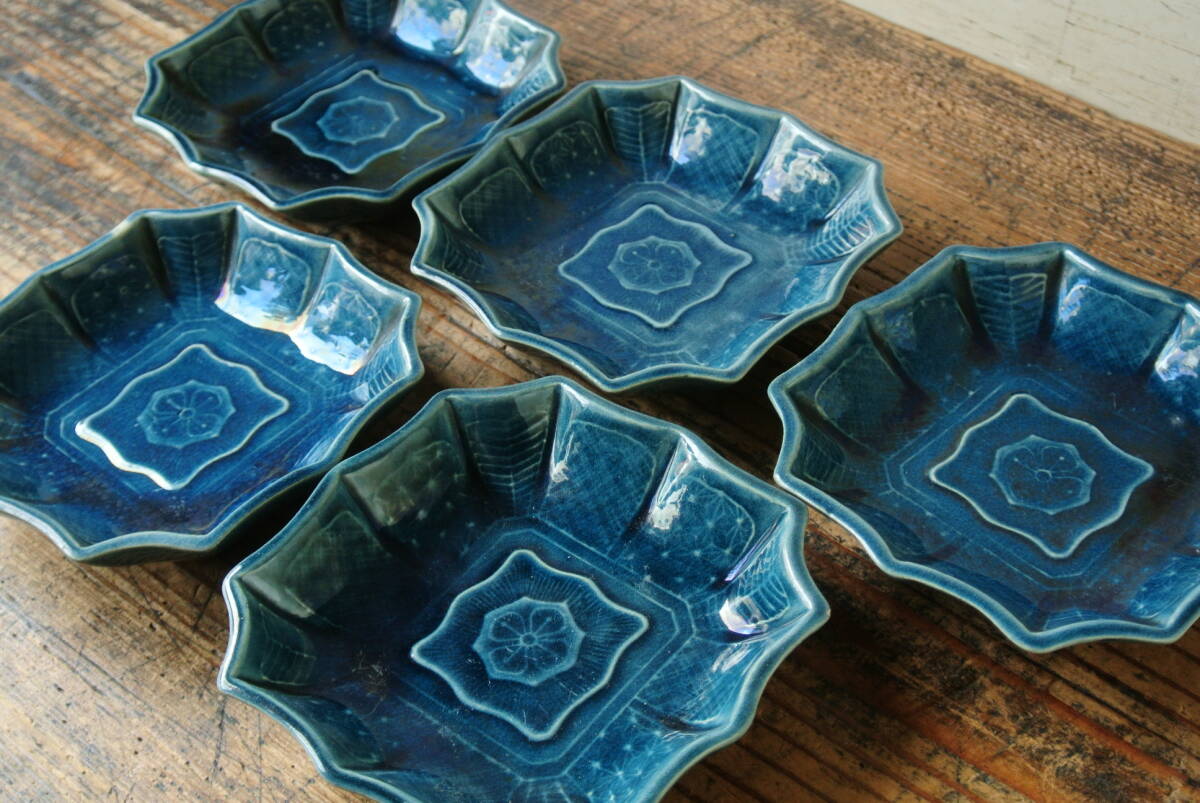 美品】「母」 古伊万里 染付 線描 隅切 角皿 36cm径 伊万里焼