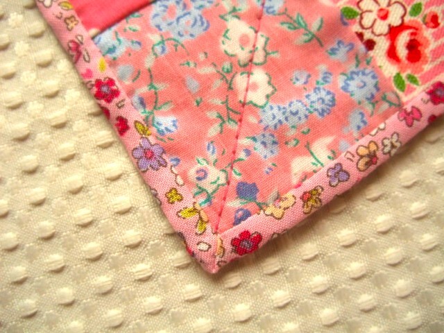 即決　ハンドメイド　パッチワークのフリーマット　ピンク　送料180円_画像6