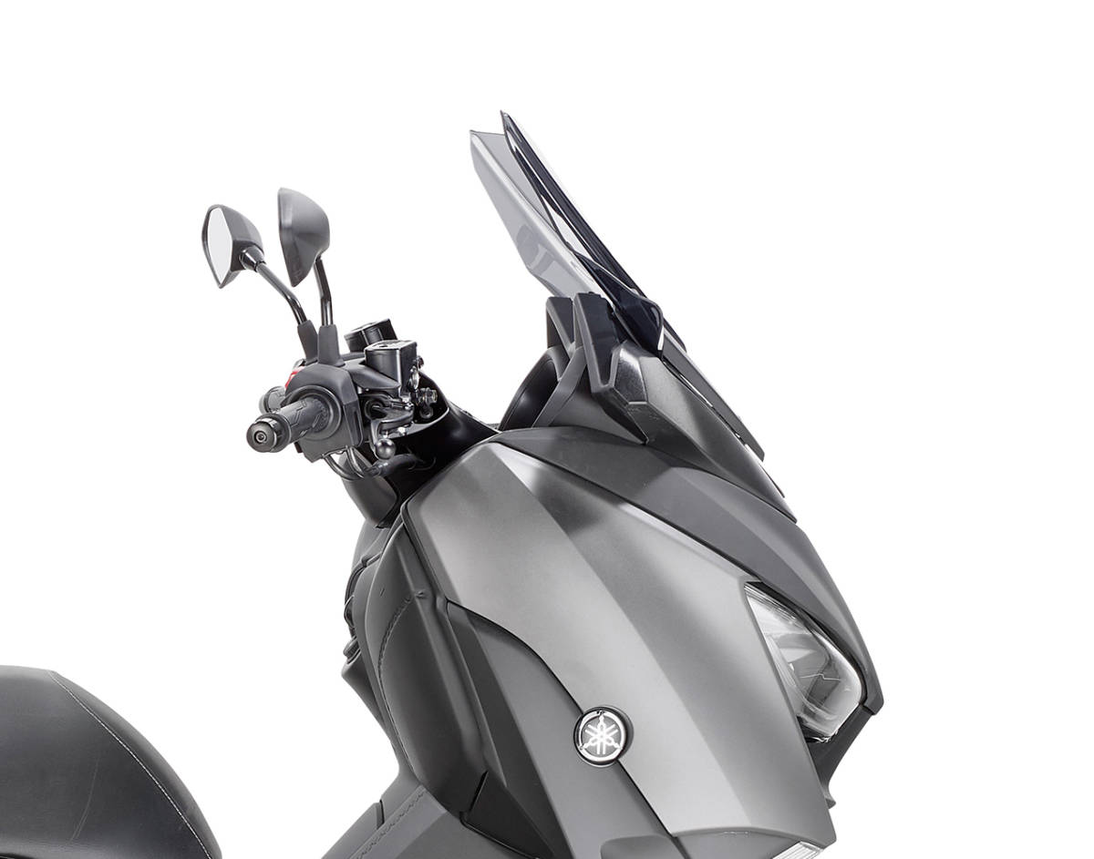 【送料込】GIVI(ジビ) XMAX250(300)用 スクリーン ショートタイプ(43.5x43.5) D2136S　X-MAX250　X-MAX_画像3