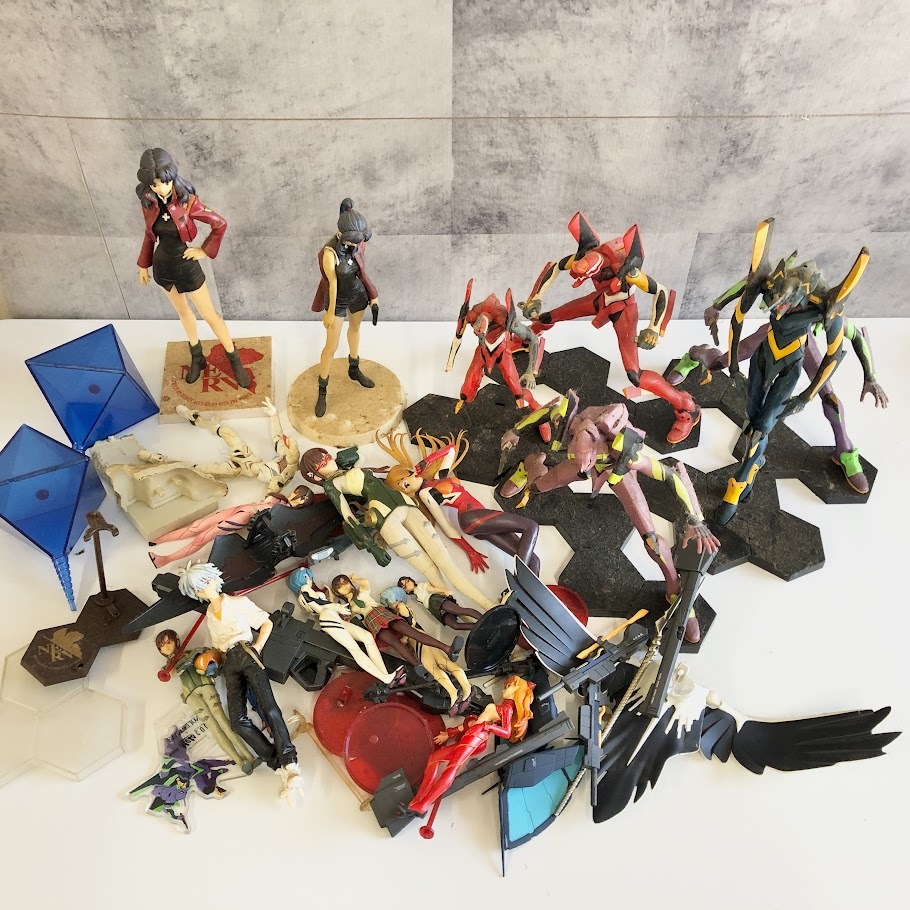 エヴァンゲリオン フィギュア まとめ売り エヴァンゲリオン フィギュア 100サイズ 大量セット まとめ売り