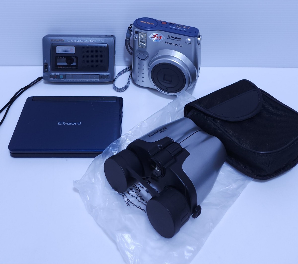 アイワ オーディオカセットプレーヤー,FUJIFILM mini 10 インスタントカメラ,雙眼鏡　KENKO AERO,辭書 動(dòng)作未確認(rèn) ジャンク まとめ(GC-12)