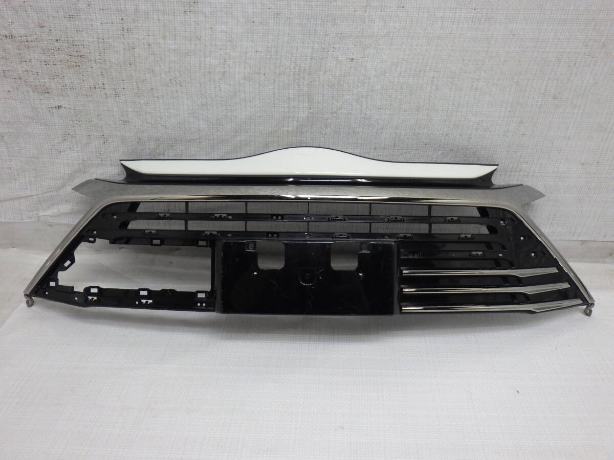 アクアG's 純正ラジエターグリル　nhp10 前期/中期 NHP10 アクア G's ジーズ 純正 フロントグリル ラジエター