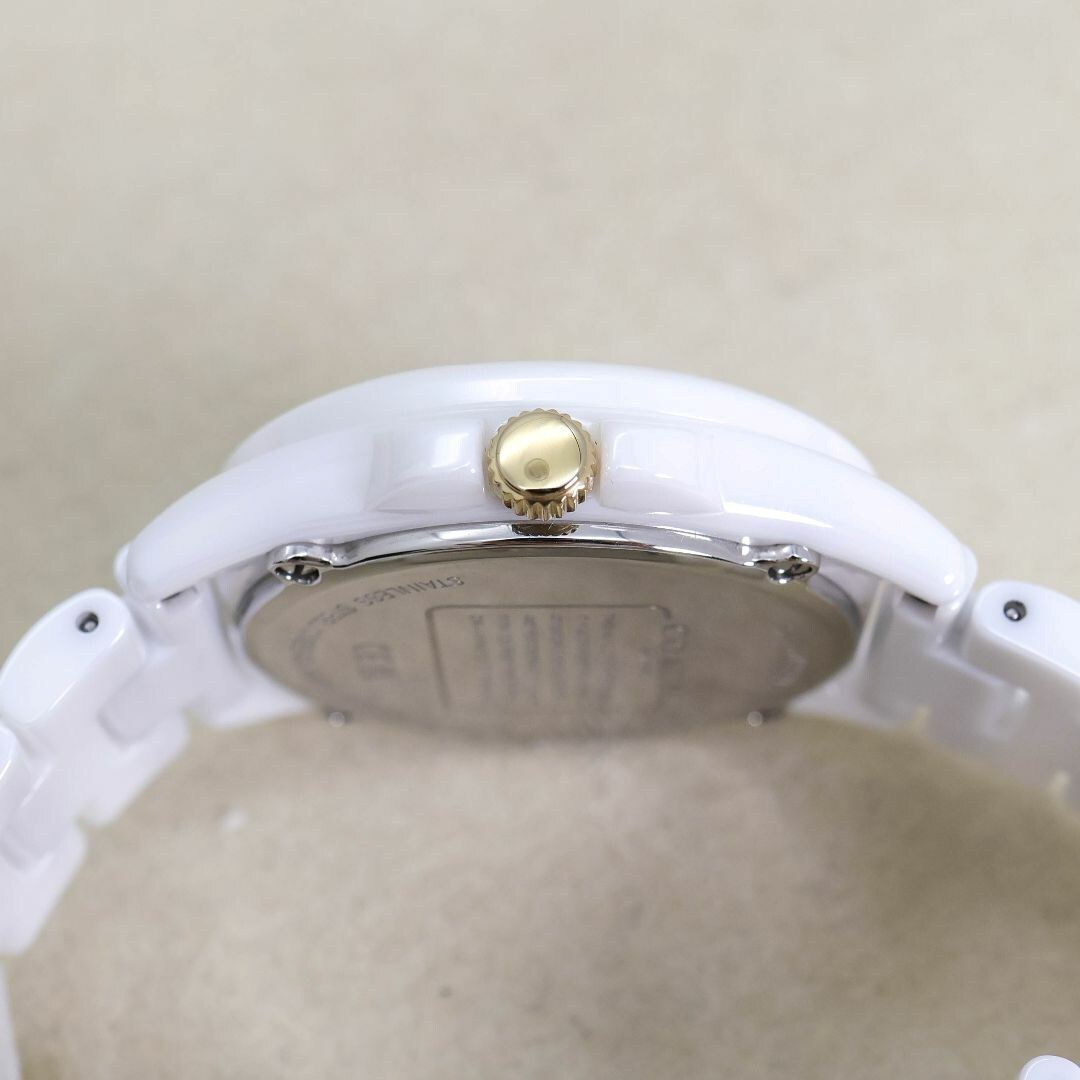 稼働 COACH 腕時計 ホワイト セラミック デイト ストーン 2158 稼働 COACH 腕時計 ホワイト セラミック デイト ストーン 2158