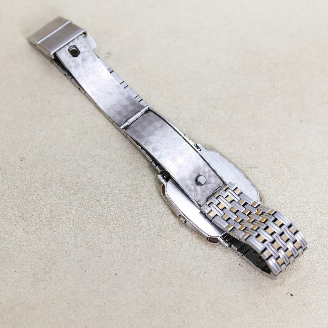 ◇ジャンク品 WALTHAM 腕時計 ゴールド文字盤 メンズ QZ 2069_画像7