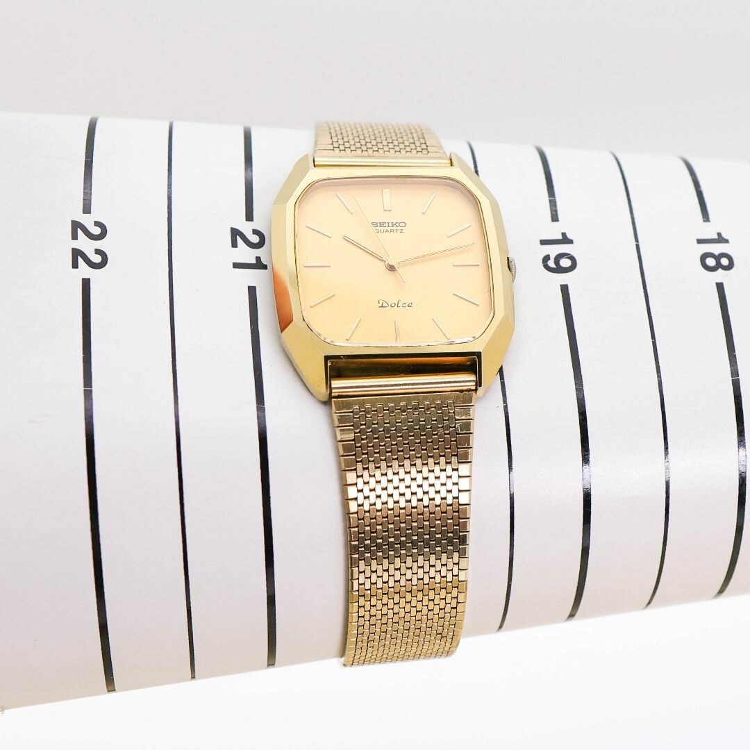 美品 シャンパンゴールド SEIKO クォーツ ゴールド 稼働品 腕時計 稼働 SEIKO Dolce 腕時計 GHA 超硬合金 美品 サファイア1582