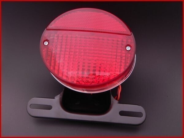 ★送料込み ZⅡ レッド テールランプ●ZⅠ750RSZ900KH250KH400ゼファーZ1Z2テールライト/ブレーキランプ/リプロ/社外