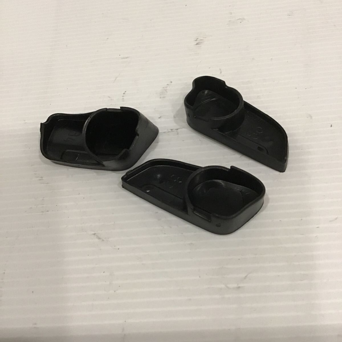 B44-31 ヤマハ シグナス グリファス SEJ4J グラブバー　タンデムバー　カバー　純正部品_画像3