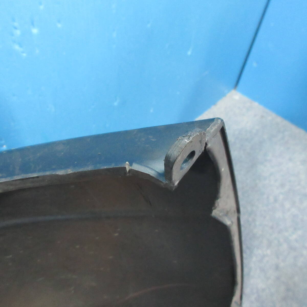 X TOYOTA カローラセレス AE100 フロントバンパー グリーン系 52119-1E160 中古_画像6