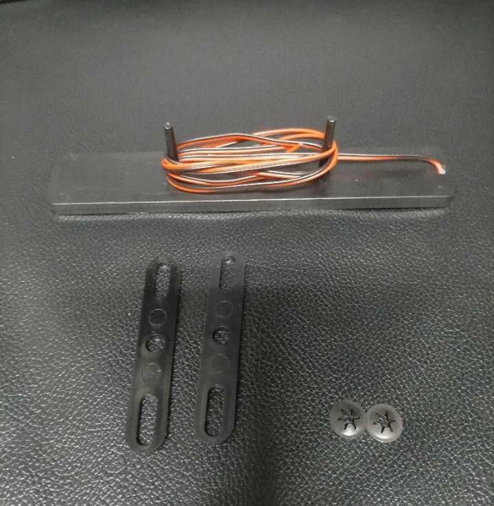 國內(nèi)発送 TOTOTA トヨタ グリル LEDエンブレム ヤリスライズ　ハイエースノア ヴォクシーアルファード ヴェルファイア C-HR