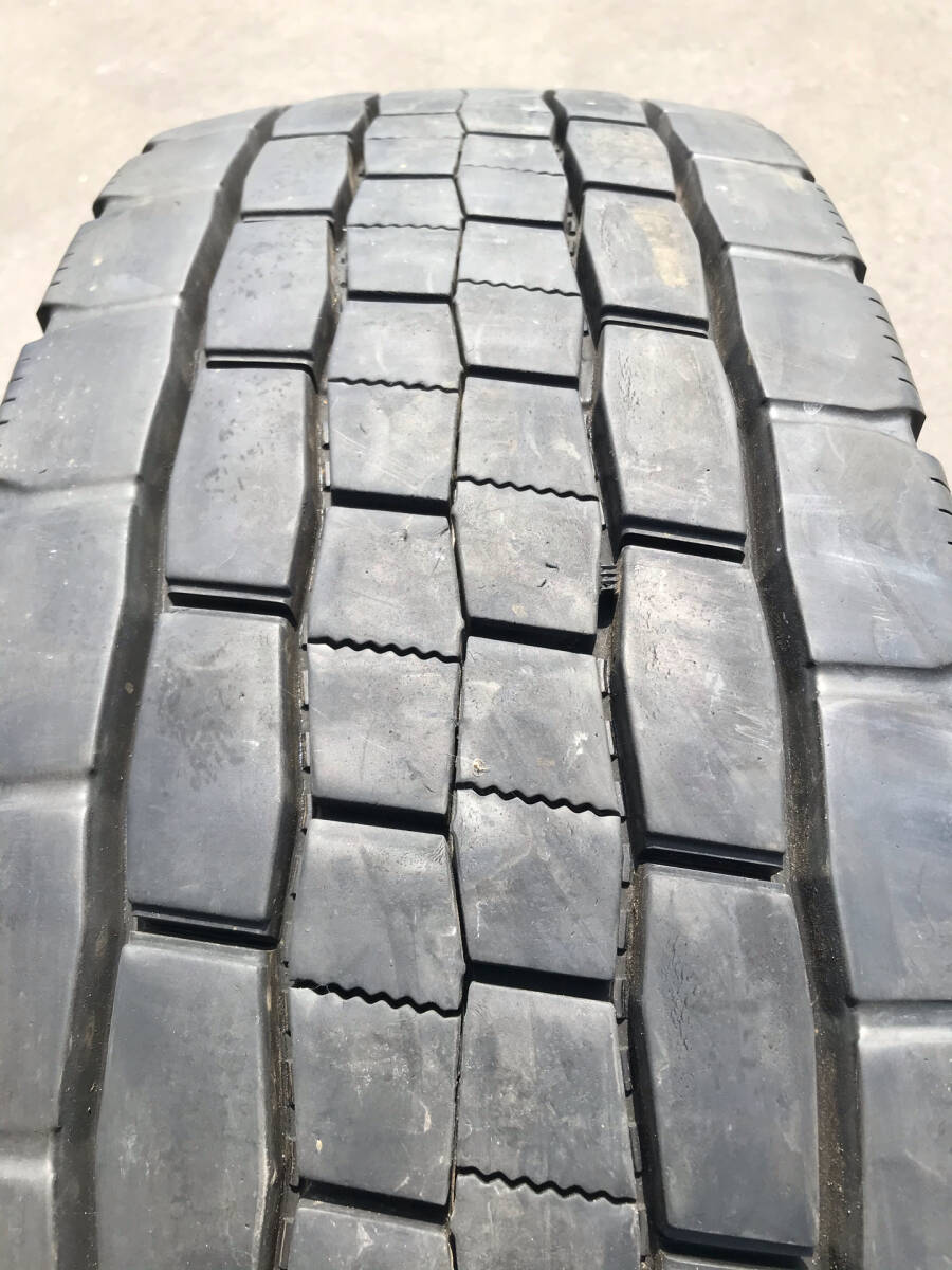 【M】 最終価格　バリ山　高年式　中古　265/60R22.5 　SP680 　ダンロップ　　2023年製　　単品　　MIX 　ミックス　　通年_画像2