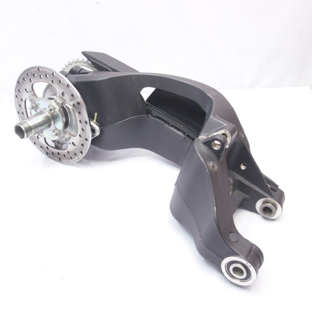 ストリートファイター1098純正スイングアーム 割れなし 370.3.114.1B品番 ドゥカティDUCATIハブ スプロケット_画像4