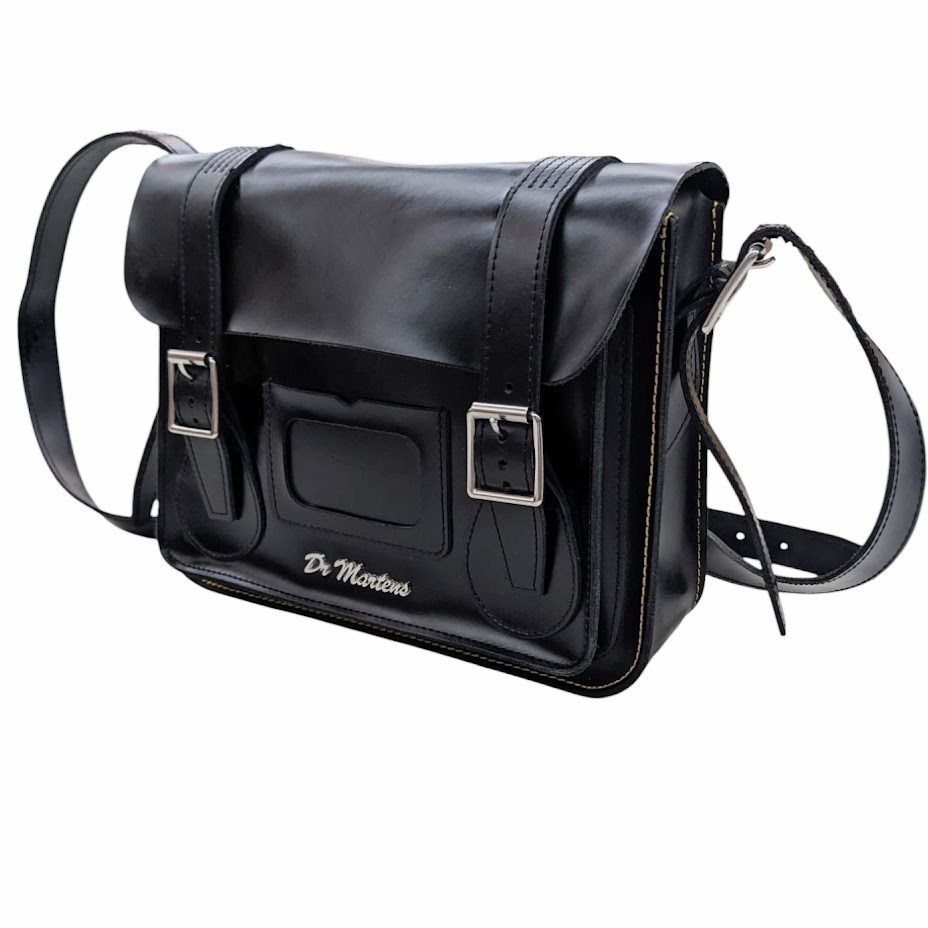 【本日のみ限定価格】Dr.Martens11インチ ショルダー Dr Martens KIEV SMOOTH 11INC LEATHER SATCHEL ドクター
