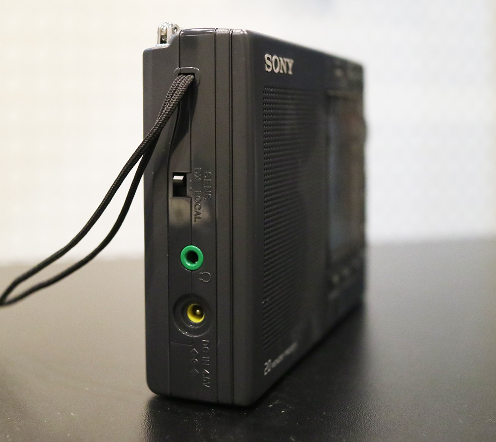 SONY ICF-SW40 【FMステレオ/AM/SW/LW ワールドシンセサイザー