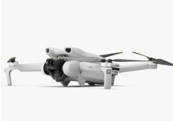DJI - 【新品】DJI Mini3 スマートコントローラーセット DJI ドローン Mini 3 Fly More Combo (DJI RC) コンボ