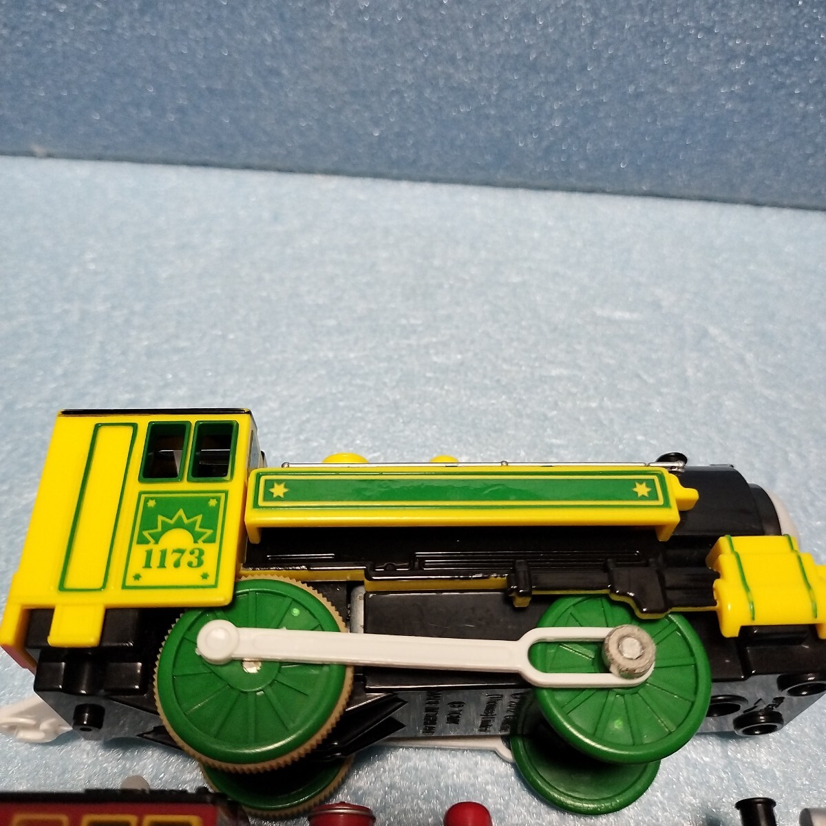 プラレール トーマス 黄色い ビクター プラレール即決「ビクター」赤 黄色いビクター きかんしゃトーマス